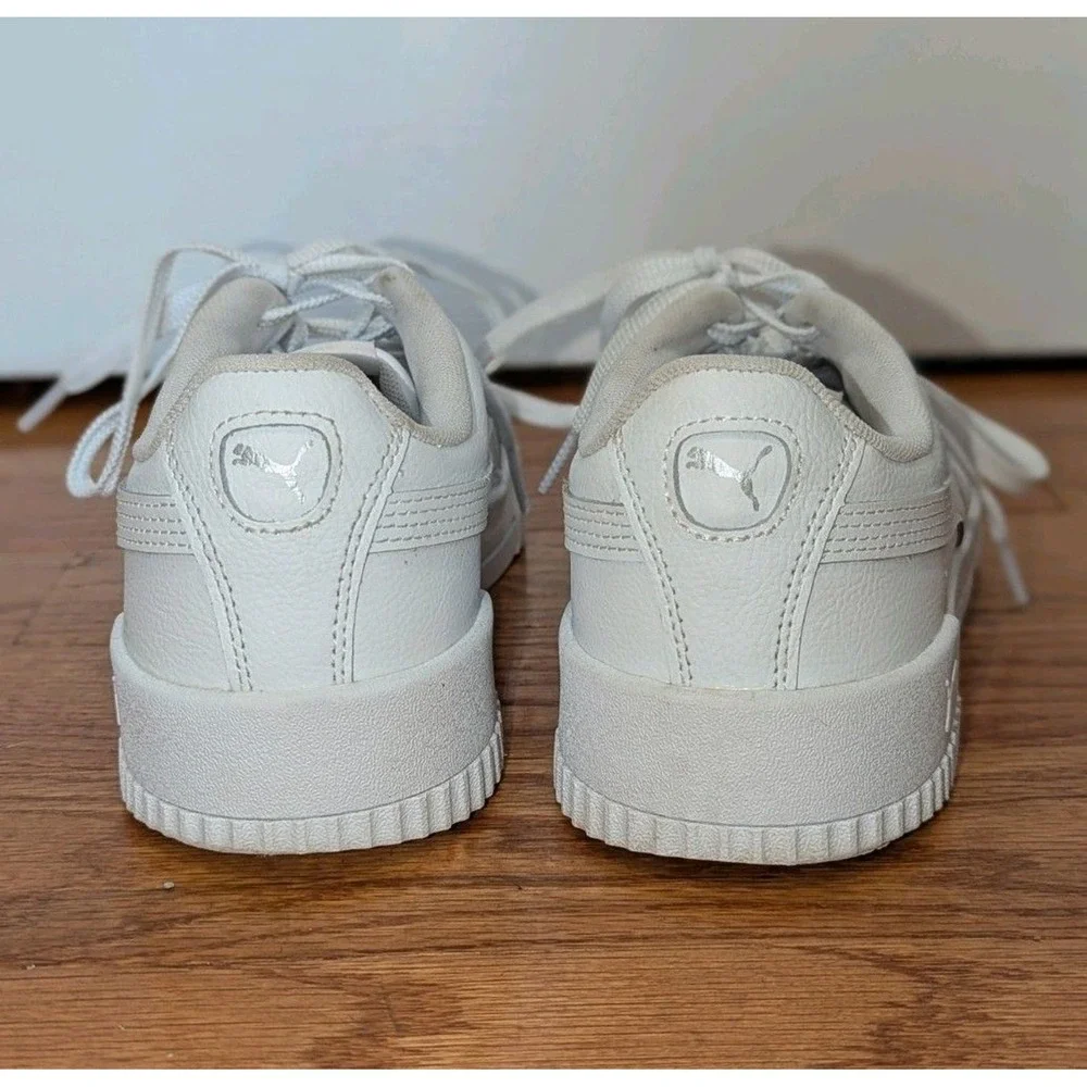 Minimalist Leather Puma White Carina Platform Sneakers Size 10.5 Women's‎